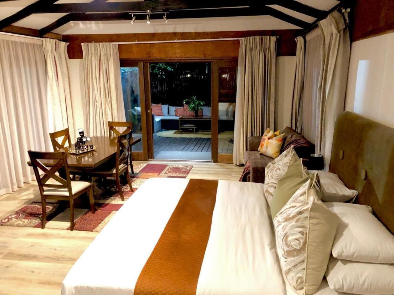 Sand River Guest House Johannesburg Exteriör bild